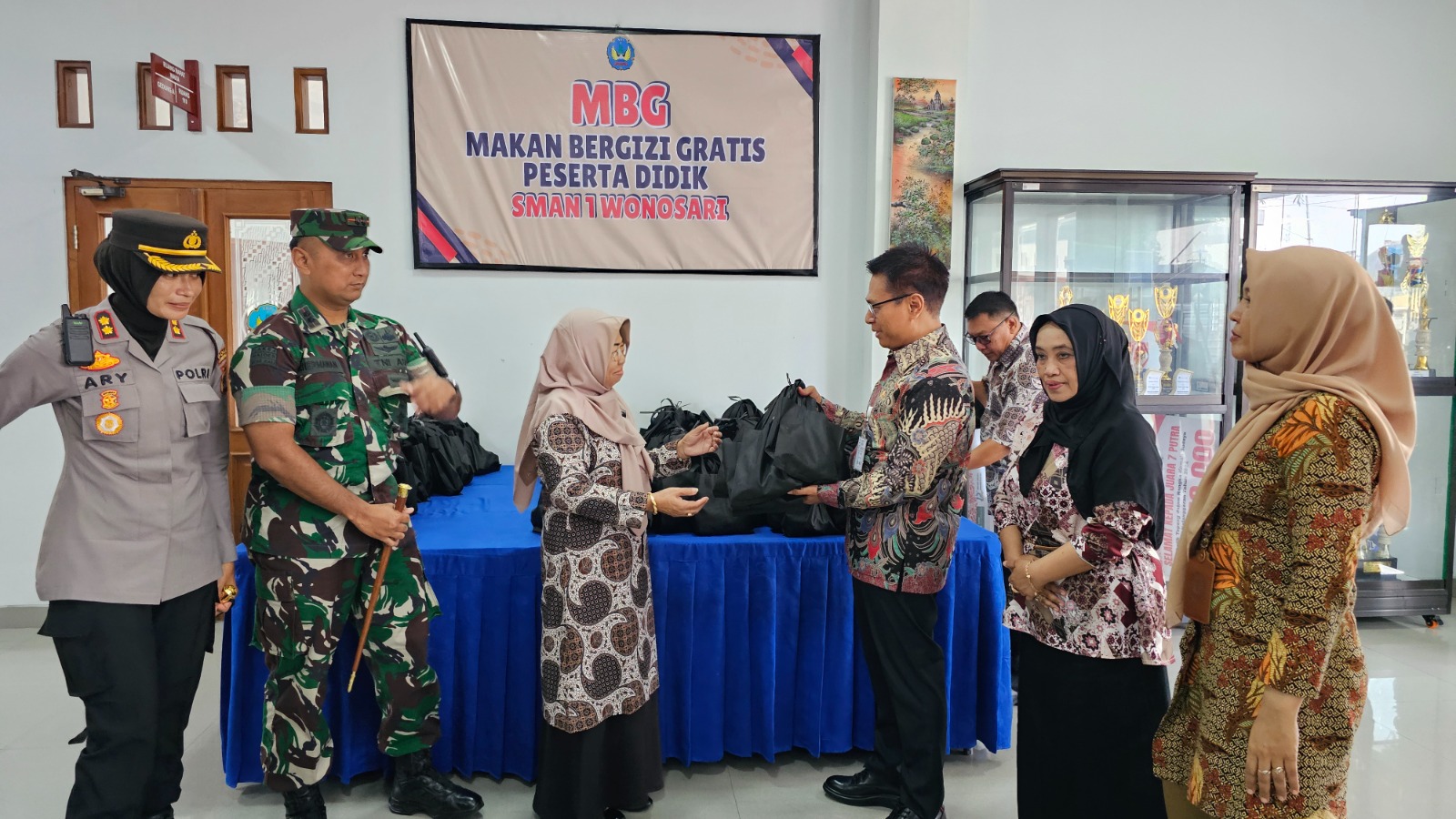 Wakil Bupati Gunungkidul Tinjau Program Makan Bergizi Gratis Ada Menu Baru di Bulan Ramadhan