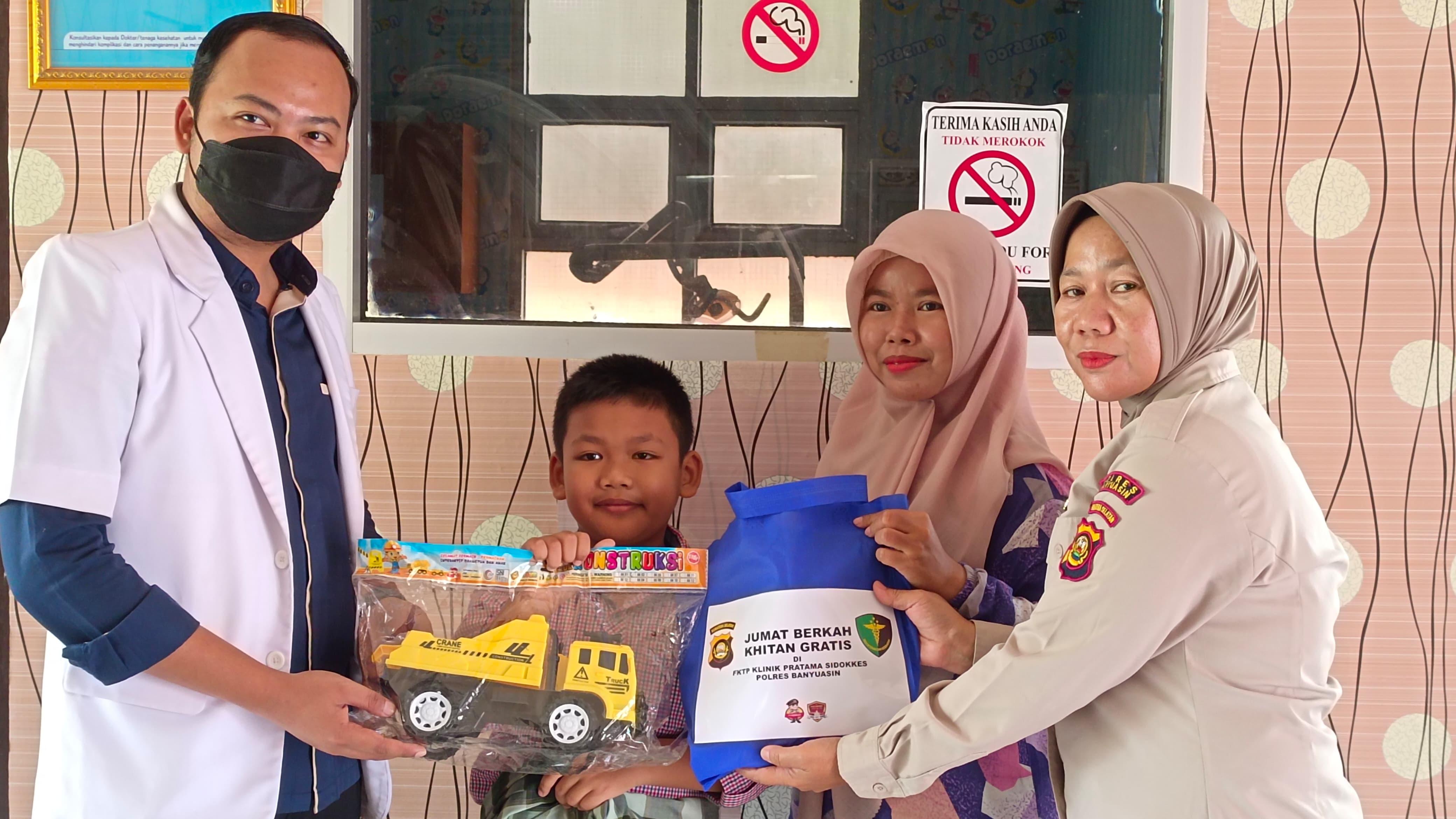 Polres Banyuasin Rutin Gelar Khitanan Gratis: Syaratnya Hanya Bawa KTP/KK!