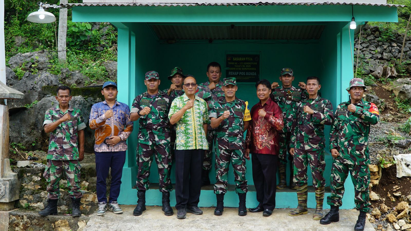 Tim Wasev Korem 072/Pamungkas Tinjau TMMD Sengkuyung Ke-123 Tahap I Kodim 0730/Gunungkidul TA 2025.