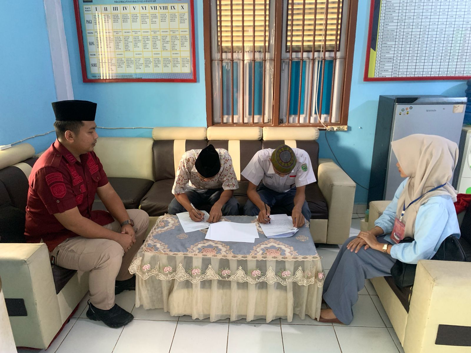 Penuhi Hak Pendidikan, Lapas Banyuasin Fasilitasi Dua Warga Binaan Mengikuti Ujian Sekolah