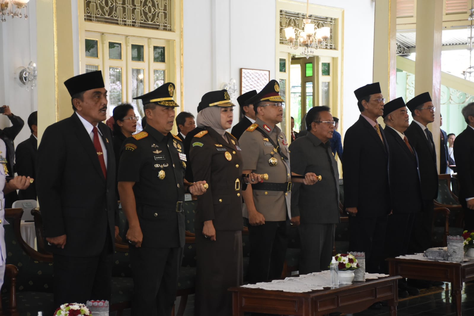 Danrem 072/Pamungkas Hadiri Pengukuhan Pengurus Paguyuban Lurah dan Pamong Kalurahan DIY “Nayantaka” Masa Bakti 2025-2028