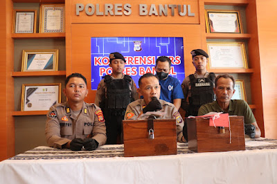 Seorang pria mencuri uang kotak infak Masjid Hayatuddin di Imogiri, Bantul