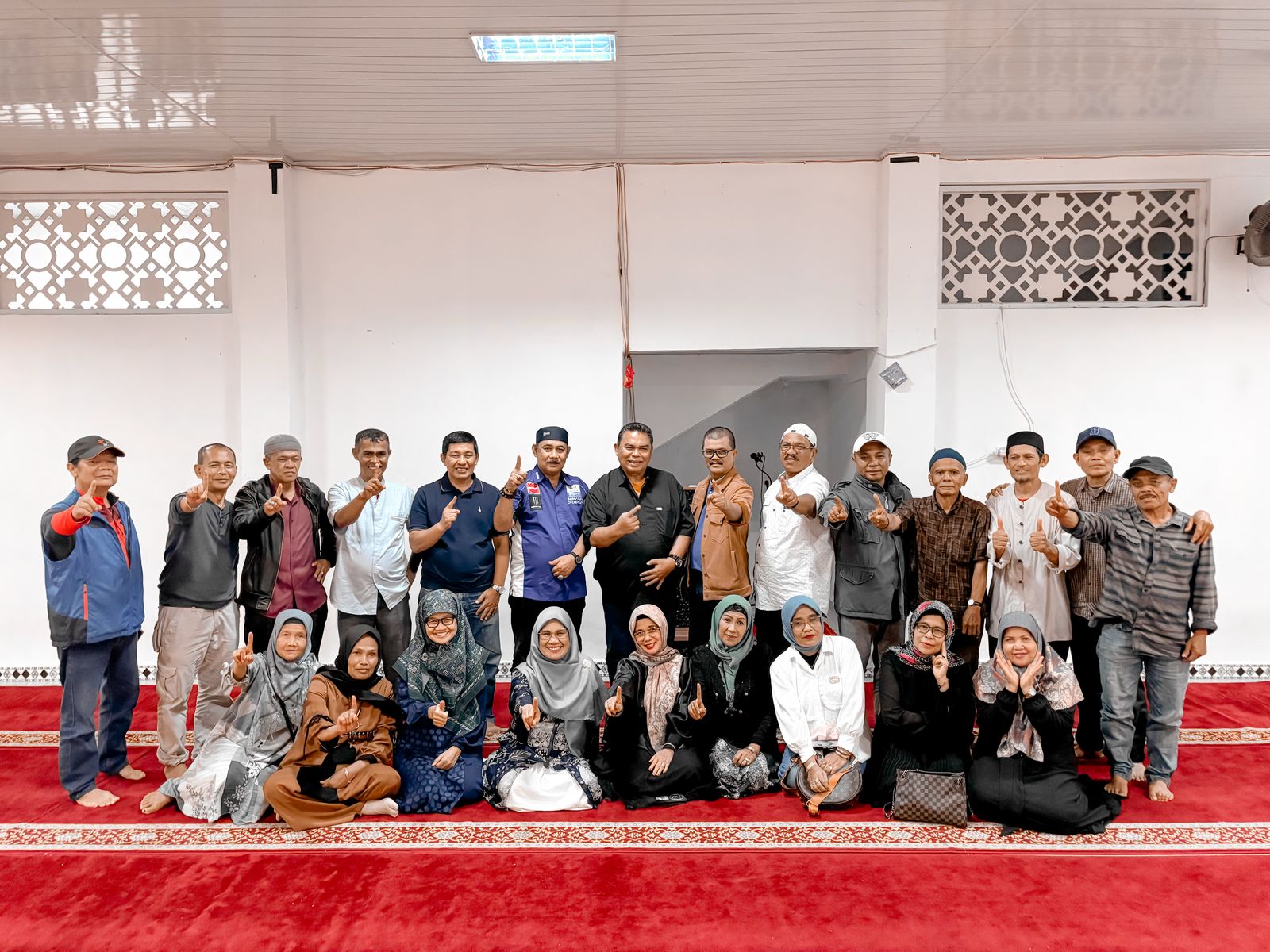 Jalin Silaturrahmi, ILUNI SMP. N 1. 82. Padang Panjang Gelar Buka Bersama
