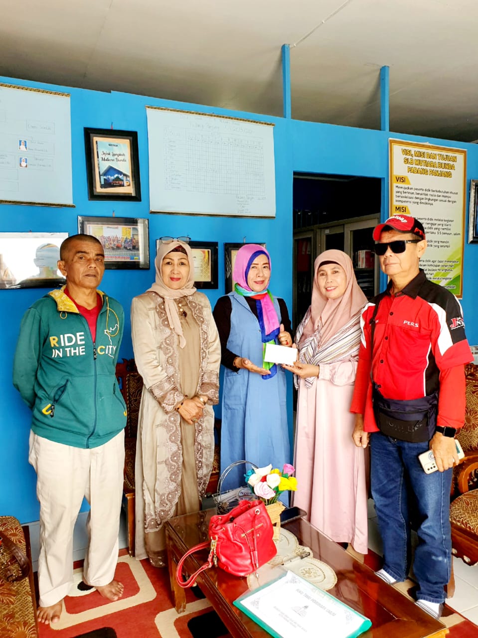 Palanta SMP’82 Lakukan Aksinya Berbaginya Di Dua Kegiatan Sekaligus