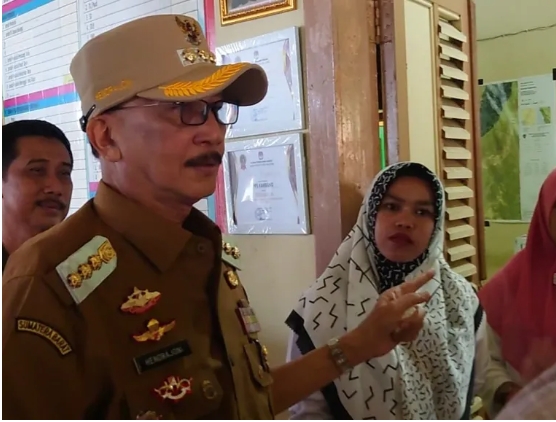 Demi Meningkatkan Kebersihan, Bupati Hendrajoni Akan Sidak Kantor Dan Sekolah