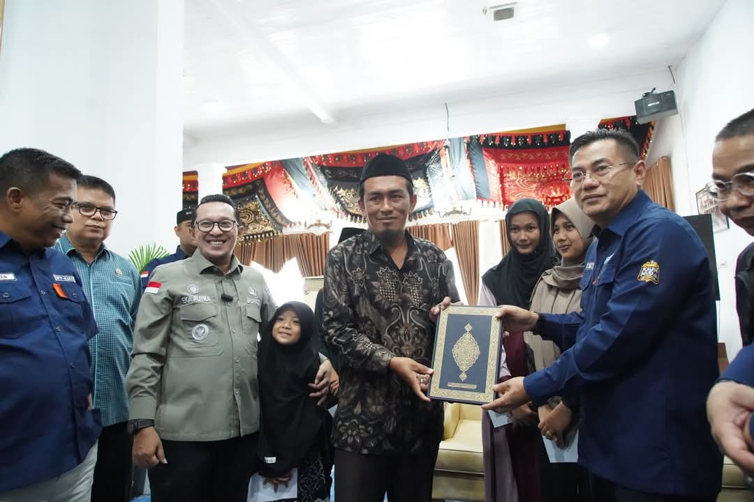 190 Orang Anak Yatim di Tanah Datar Terima Santunan Dari DPP KMTD