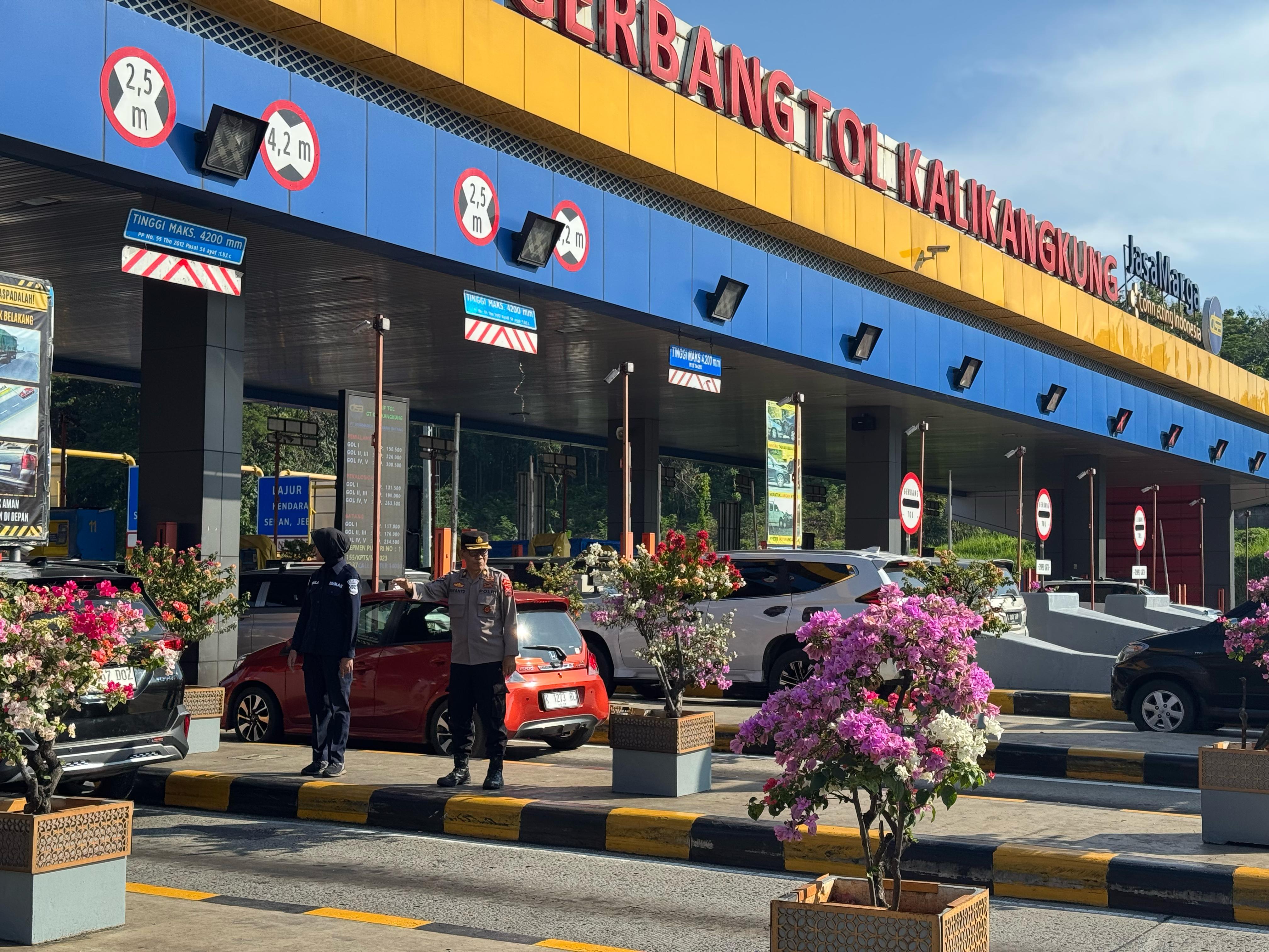 Polda Jateng Lakukan Rekayasa Lalu Lintas di Tol Solo-Jogja untuk Kelancaran Arus Mudik