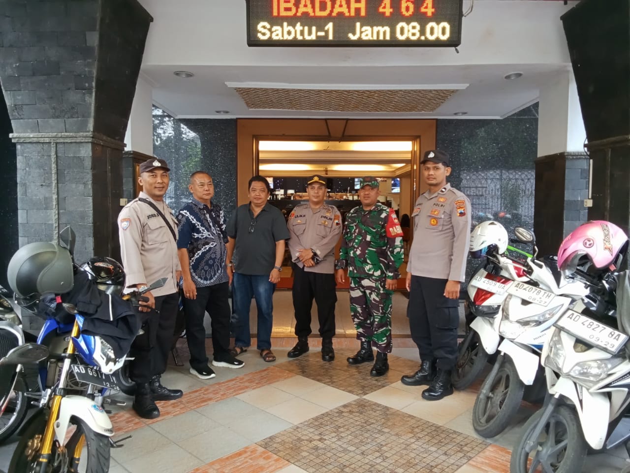 Pengamanan Ibadah Jumat Agung, Sinergitas TNI-Polri Ciptakan Kondusifitas Wilayah Surakarta