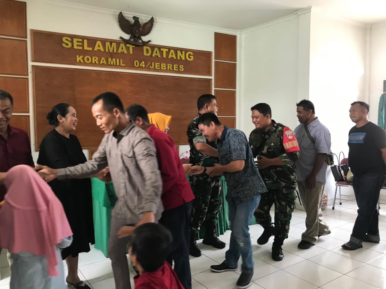 Pererat Silaturahmi Keluarga Besar Koramil 04/Jebres Gelar Halal Bihalal