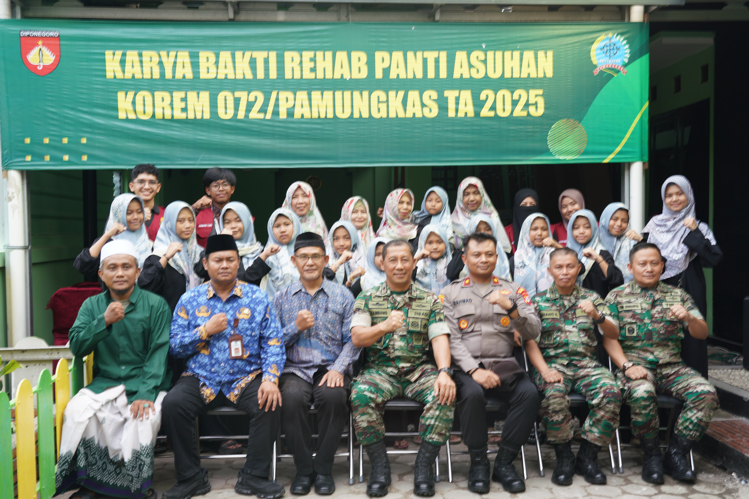 Korem 072/Pamungkas Rehab Panti Asuhan Sasana Kreatif Mandiri Sambilegi Sleman