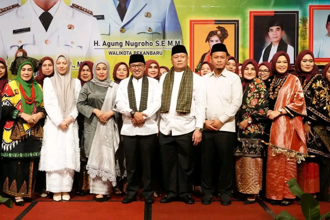 Bupati Eka Putra Hadiri Pengukuhan Pengurus IKTD dan BK IKTD Kota Pekanbaru