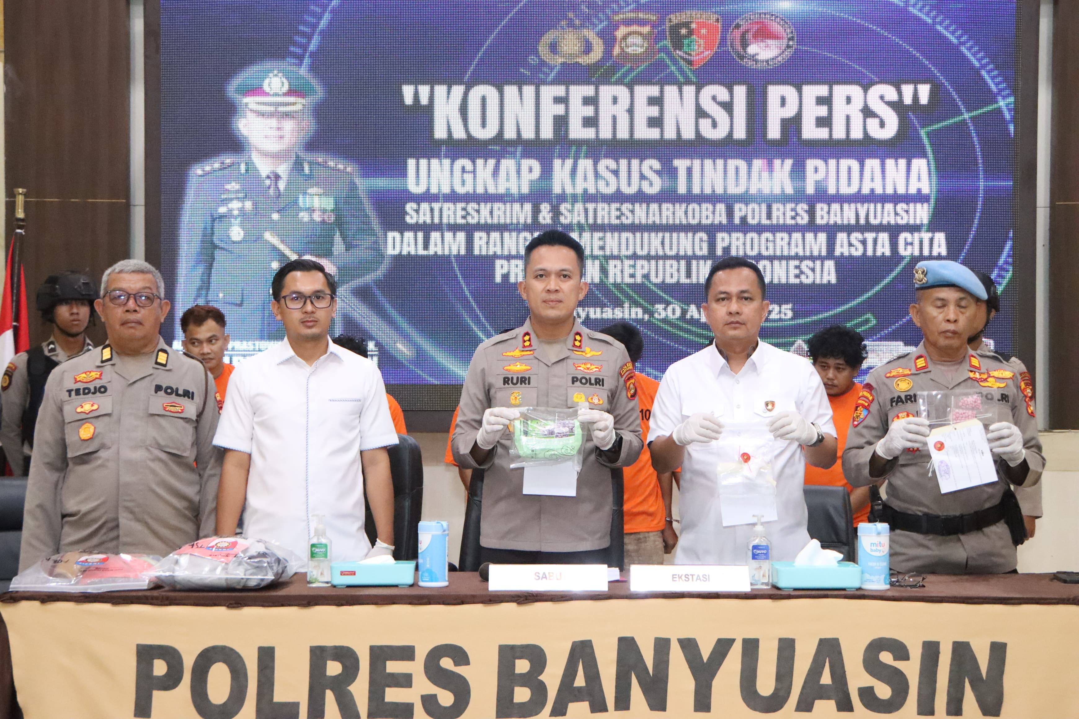 Kapolres Pimpin Konferensi Pers, ada 3 kasus besar salah satunya Pencabulan Anak Dibawah Umur ” Korban Jangan Takut Lapor