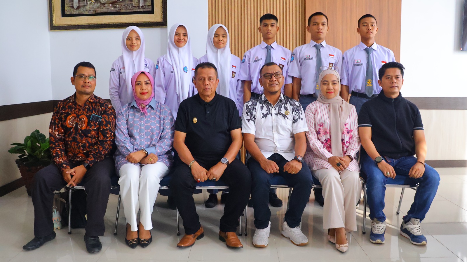 Elzadaswarman, Wakil Walikota Payakumbuh Terima Kunjungan Enam  Orang Calon Paskibra Terbaik