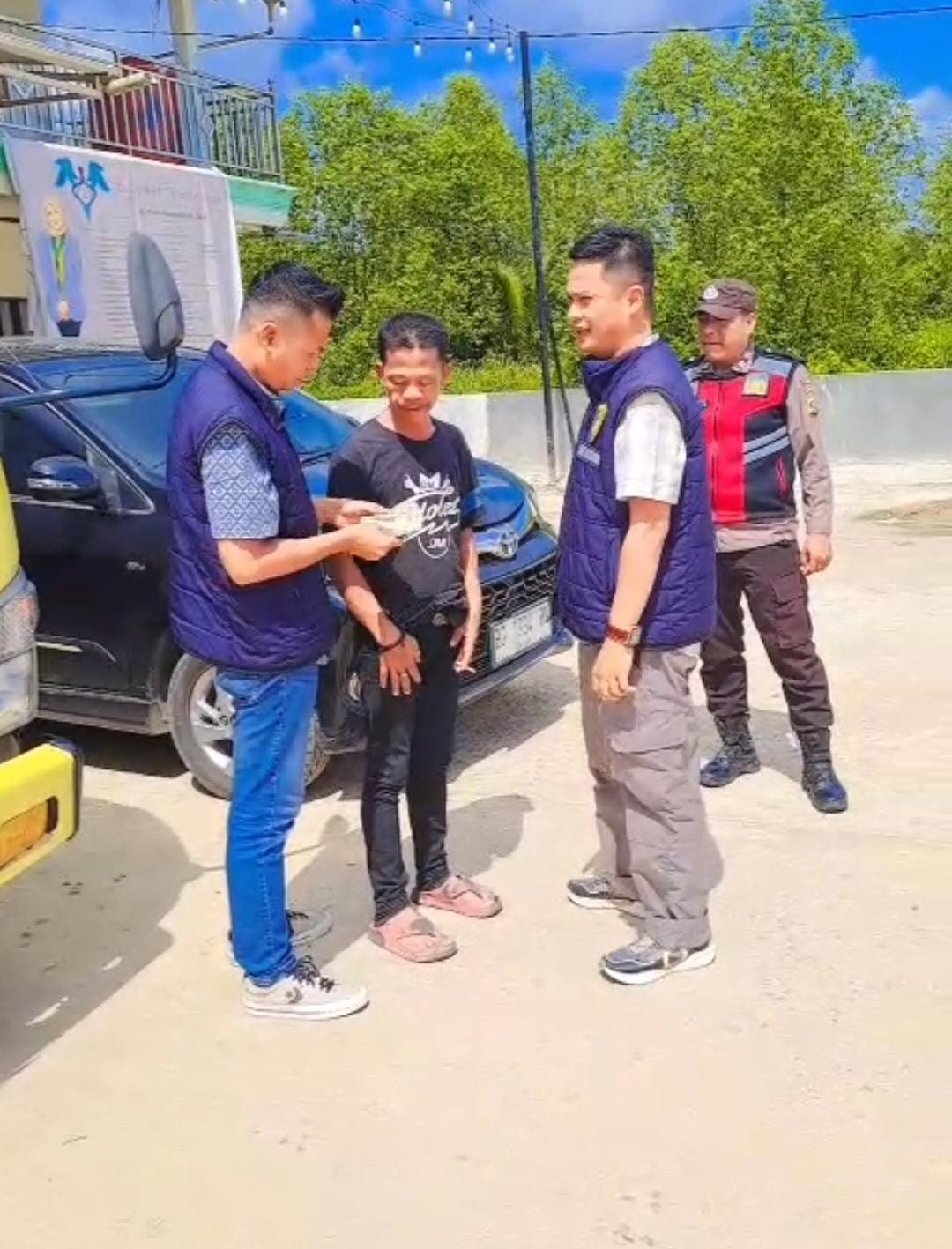 Polsek Sungsang Tangkap Pelaku Pungli Parkir Liar di Indomaret Marga Sungsang