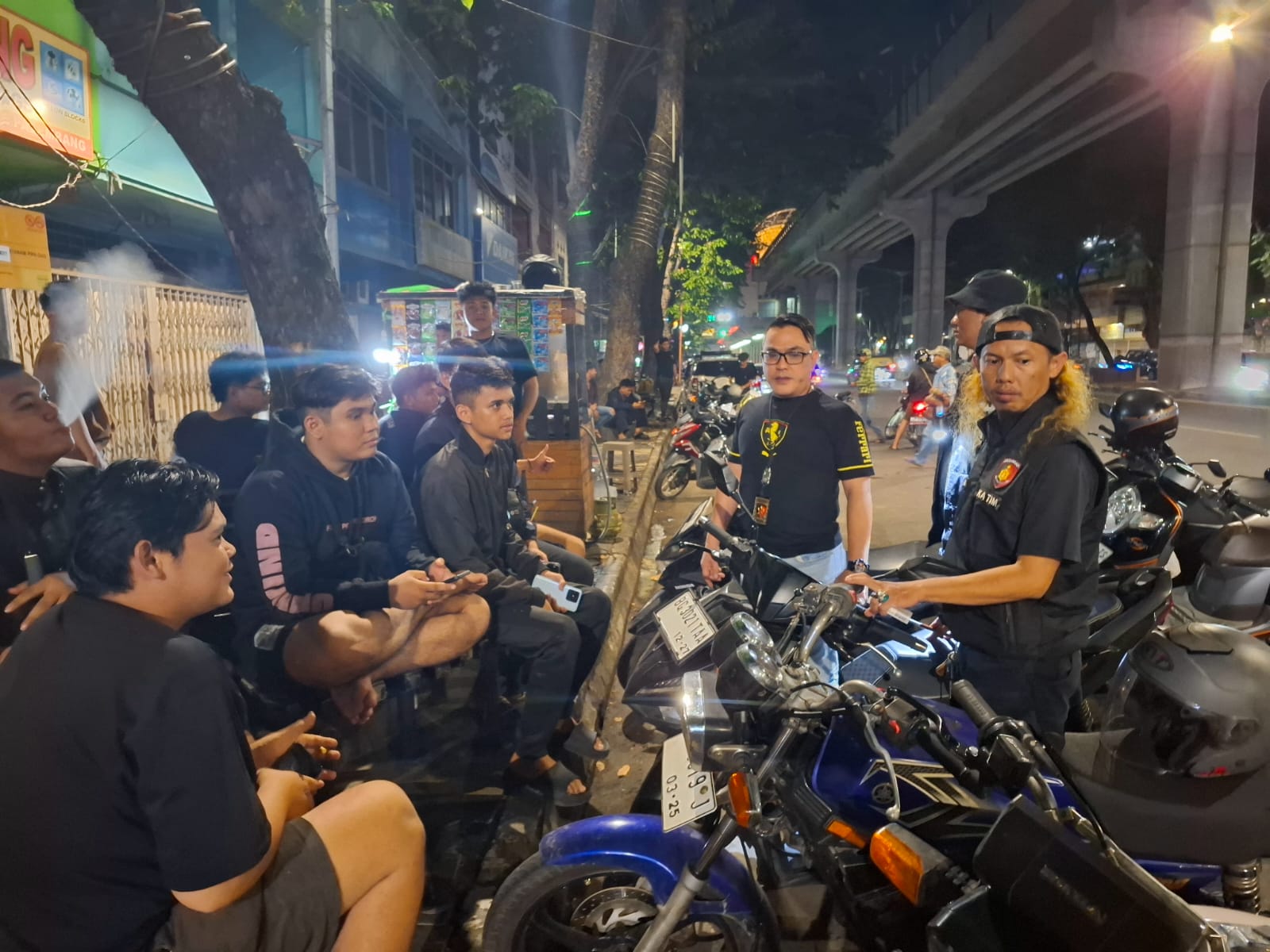 Unit 1 Subdit III Polda Sumsel Tertibkan dan Bubarkan Aksi Balap Liar di Jalan Sudirman dalam Rangka Operasi Sikat Musi.1