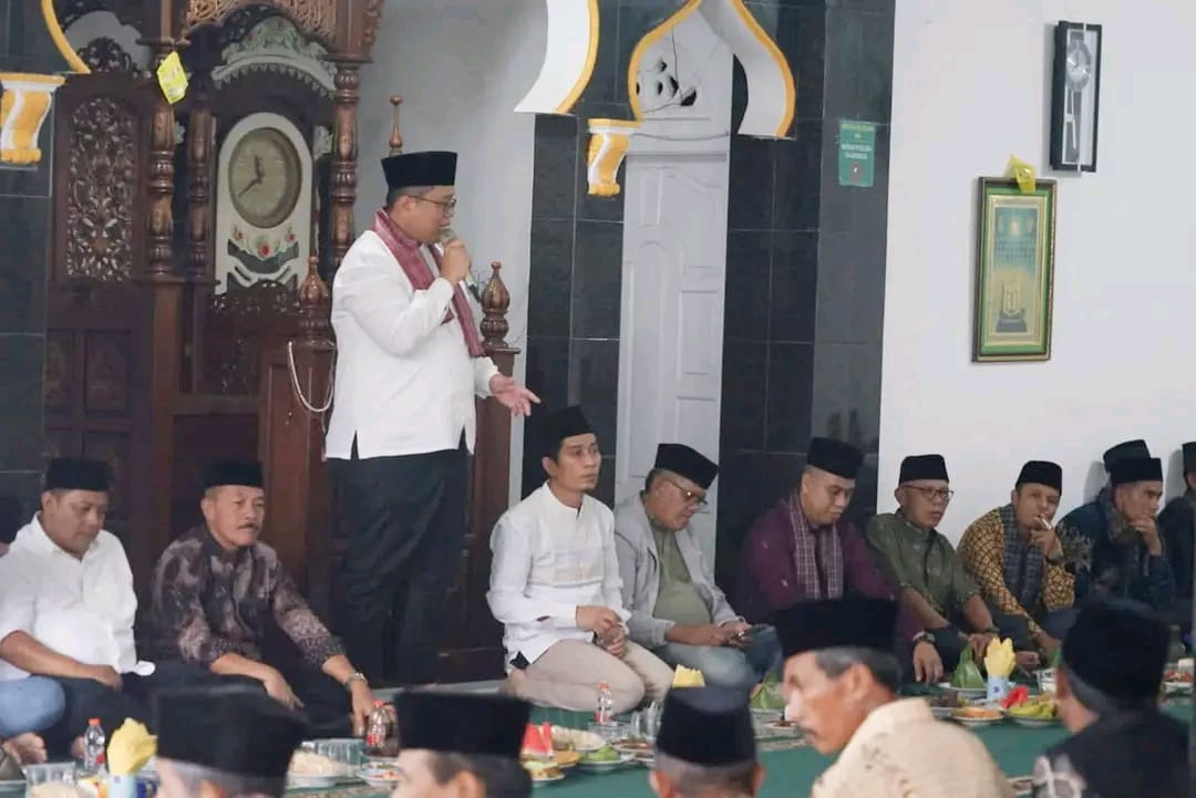 Wabup Tanah Datar Ajak Warga Lestarikan Tradisi Dalam Alek Kapalo Banda di Gunung Bungsu