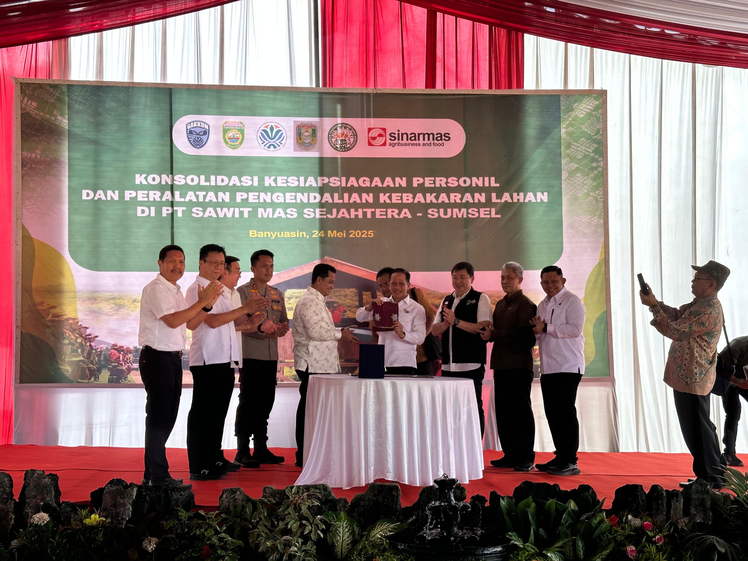Kapolres Banyuasin Hadiri Kunjungan Menteri Lingkungan Hidup di PT SMS