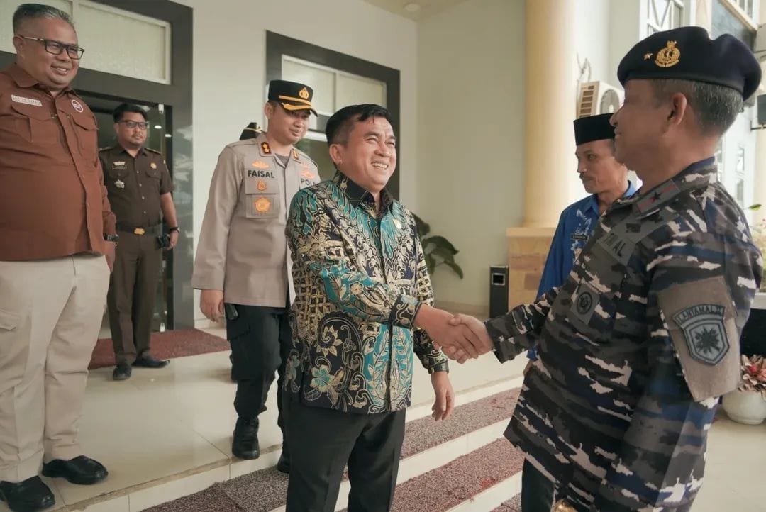 Danlantamal II Kunjungi Solok Selatan, Tinjau Wisata dan UMKM Serta Laksanakan Bakti Sosial