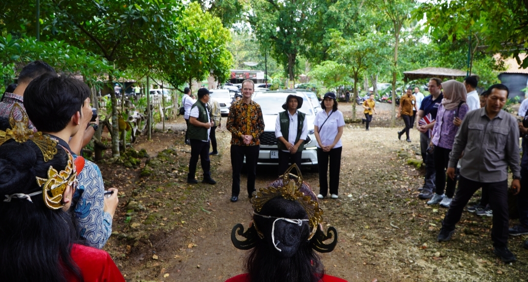 Wakil Bupati Gunungkidul Hadiri Penandatanganan Kerja Sama Perhutanan Sosial dan Blended Finance