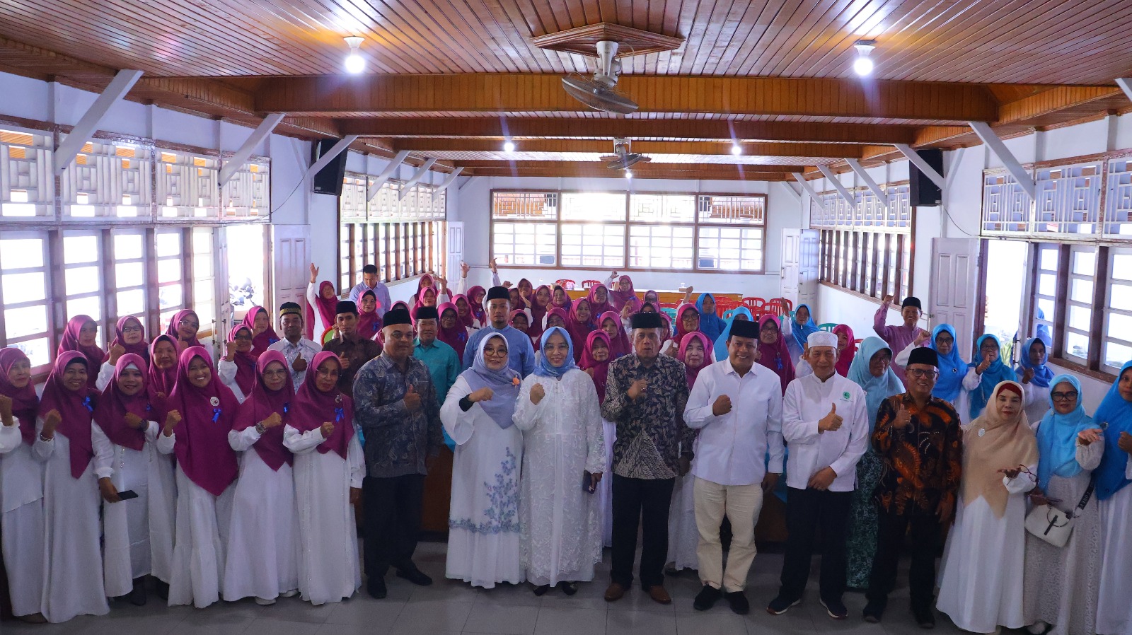 Wawako Payakumbuh Elzadaswarman Kukuhkan Pengurus Forum Kelompok Yasin