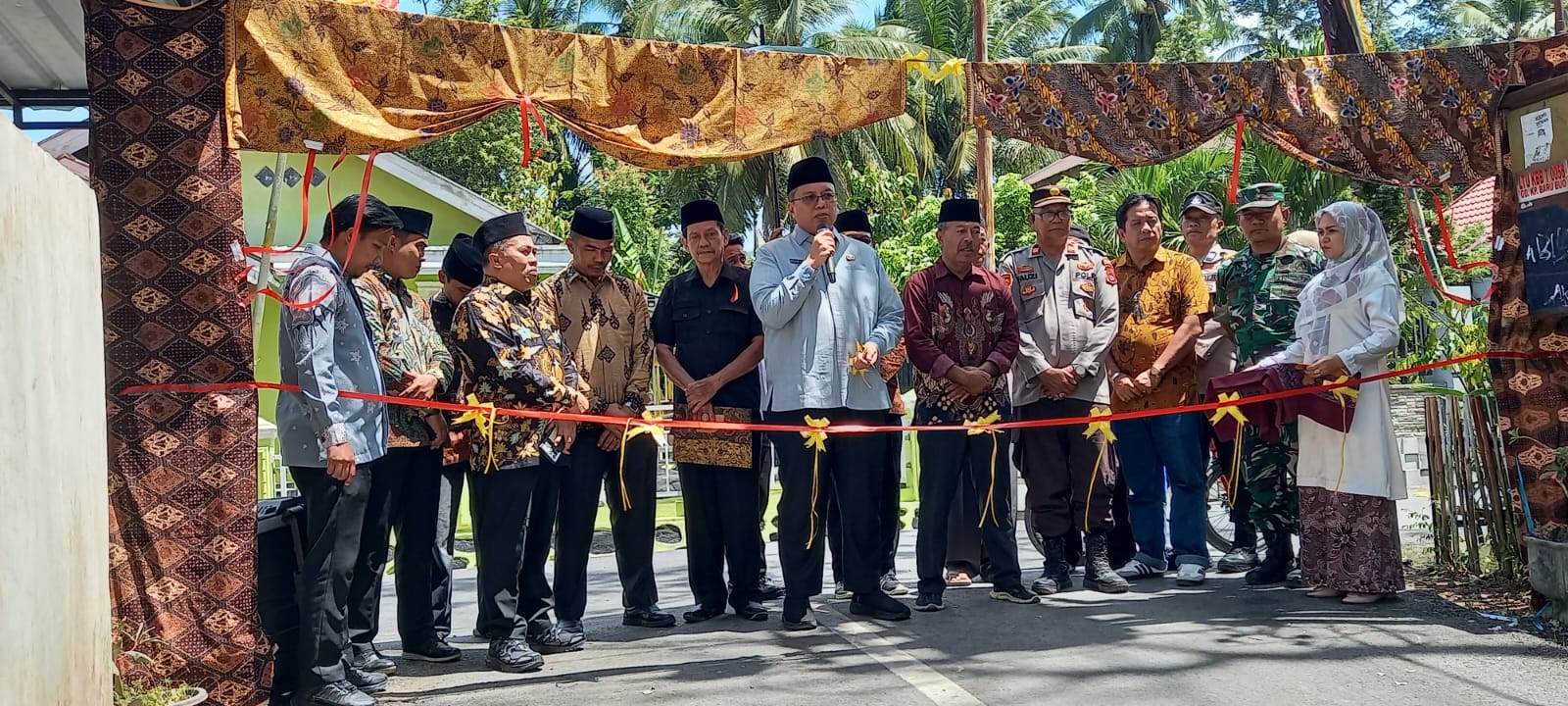 Pengukuhan Panitia Pembangunan dan Renovasi Masjid Raya Buo Diresmikan Wakil Bupati Ahmad Fadly