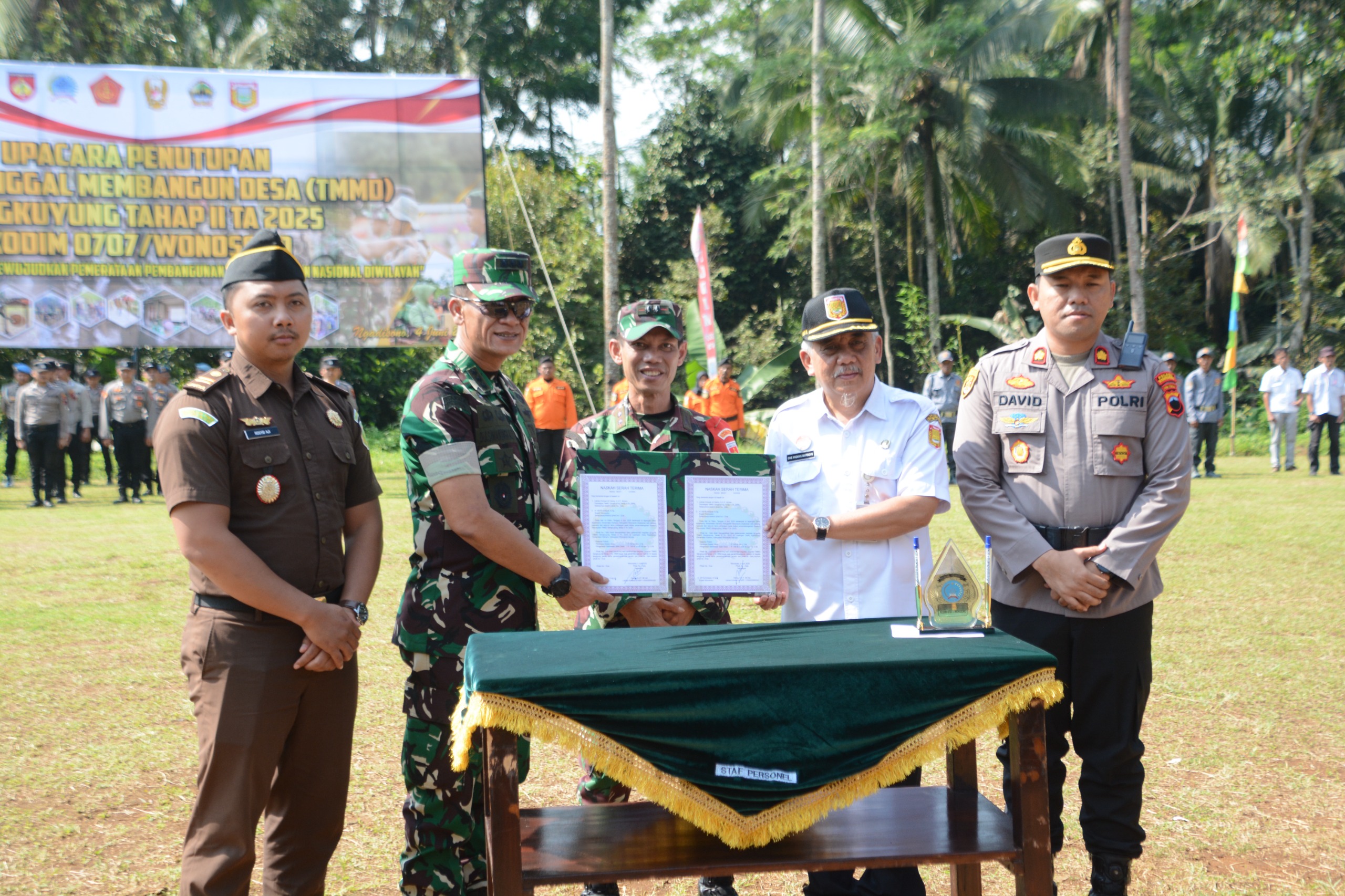Kasrem 072/Pamungkas Apresiasi Hasil TMMD Sengkuyung Tahap II di Wonosobo