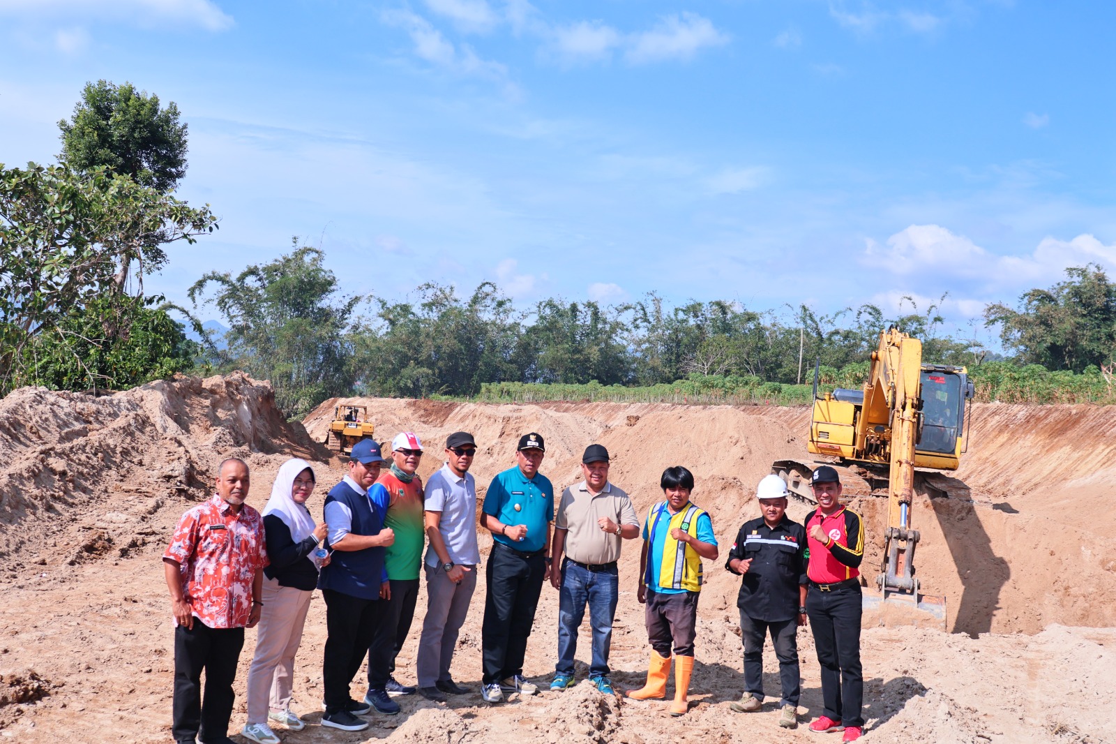 Wakil Wali Kota Payakumbuh Tinjau Pelaksanaan Proyek Pengendalian Banjir Batang Agam