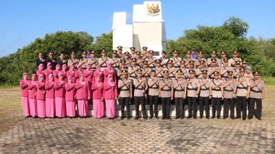 Polres Banyuasin Ziarah Makam Pahlawan, Sampaikan Penghormatan di Rangkaian Hari Bhayangkara ke-79