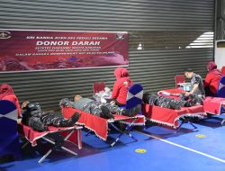 KRI Banda Aceh 593 Gelar Bakti Sosial di Palembang: Rayakan HUT Kolinlamil ke-64