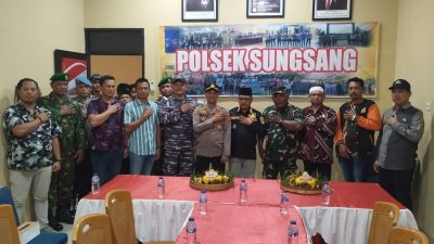 HUT Bhayangkara Ke-79, Kapolsek Sungsang Dapat Kejutan Dari Camat dan Danramil 430-02/Sungsang