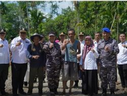 Baksos Lantamal II di Solok Selatan : Kerja Sama Pemkab, TNI AL, dan Masyarakat