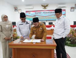 8 Fraksi DPRD Tanah Datar Setuju Ranperda Pertanggungjawaban APBD 2024 Jadi Perda