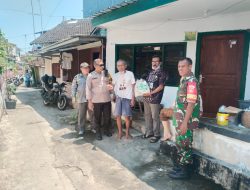 Peduli Sesama,Babinsa Jagalan Berikan Bantuan Sembako Kepada Warga Tidak Mampu