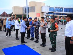 Kesiapsiagaan TNI AL, Danlanal Palembang Sambut dan Antar Kepulangan Wapres RI