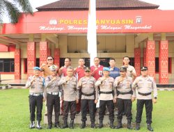 Apel Pagi Polres Banyuasin Sampaikan Arahan Strategis dan Lepas Purnabakti Kabag SDM