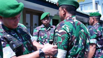 Dandim 0808/Blitar Lantik 68 Prajurit Naik Pangkat, Tegaskan Pentingnya Dedikasi Dan Doa