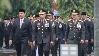Di Tengah Hujan Rintik, Kapolda Sumsel dan Forkopimda Gelar Ziarah Nasional Penuh Khidmat