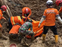 K9 Sat Samapta Polres Wonogiri Bantu Intensif Pencarian Korban Longsor Banjarnegara, Tiga Jenazah dan Dua Body Part Berhasil Ditemukan