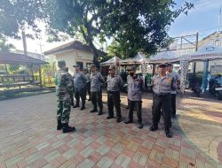 Mantapkan Kekompakan & Kedisiplinan Anggota Linmas, Babinsa Sumber Berikan Pelatihan PBB