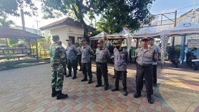 Mantapkan Kekompakan & Kedisiplinan Anggota Linmas, Babinsa Sumber Berikan Pelatihan PBB