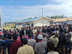 Petani Plasma Gelar Aksi Tutup Kantor PT. SIP, Tuntut Penyelesaian Hak dan Kerja Sama Diputus