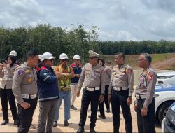 Kasat Lantas Polres Banyuasin Tinjau Jalan Tol dan Alteri, Antisipasi Kendala Jelang Operasi Lilin Nataru 2026