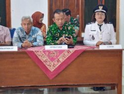 Lurah Pringombo, Ermina Kristiani Susanti Melantik Dua Pamong dan Satu Staf Kalurahan