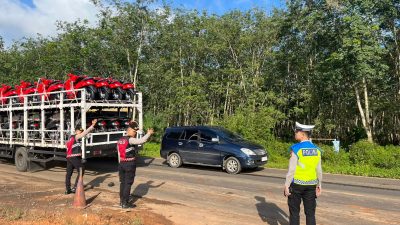 Pawas Satgas Urai Macet Ops Lilin Musi 2025 Laporkan Kondisi Arus Lalu Lintas di Jalintim dan Gerbang Tol Musi Landas