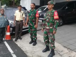 Jelang pergantian Tahun, Babinsa Keprabon Bersama Satlinmas Laksanakan Patroli, Yakinkan Situasi Tetap Aman Dan Kondusif