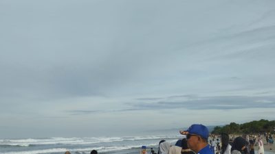 Sat Polairud Polres Garut Laksanakan Patroli dan Himbauan kepada Wisatawan di Pantai Selatan