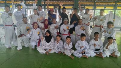 Semangat 2026 Keluarga Silat Nasional ( KELATNAS ) Padepokan Silat Nasional Wonosalam Kartasura, Sukoharjo Jateng.