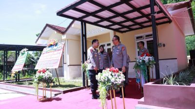 Guna Menunjang Fasilitas Bagi Personil Yang Berdinas Di Wilayah Pantai Selatan, Kapolda DIY Resmikan Rumah Dinas