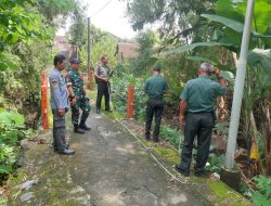 Wujudkan Impian Masyarakat, Danramil 04/Jebres Dampingi Survei Jembatan Gantung