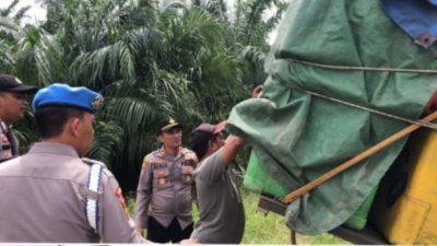 Polsek Sungsang Gelar Pemeriksaan Kendaraan di Pelabuhan Tanjung Api-Api, Tak Temukan Barang Berbahaya